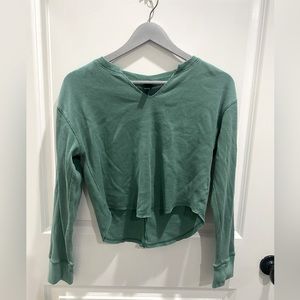 Cropped Green Long Sleeve Top